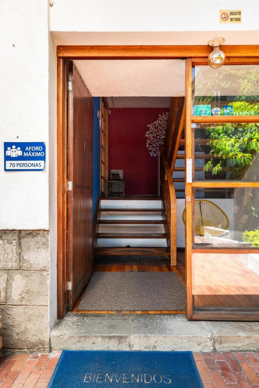 Blue House La Floresta กีโต ภายนอก รูปภาพ